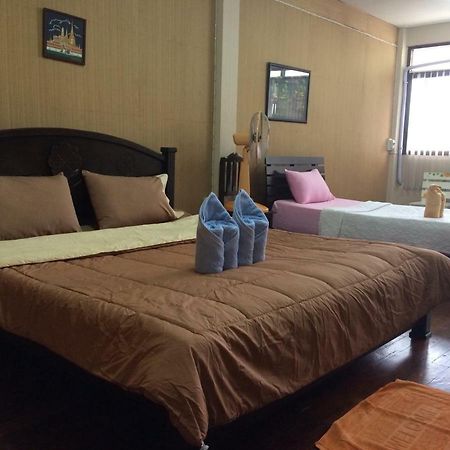 Changphuakgate Guesthouse شيانغ ماي المظهر الخارجي الصورة