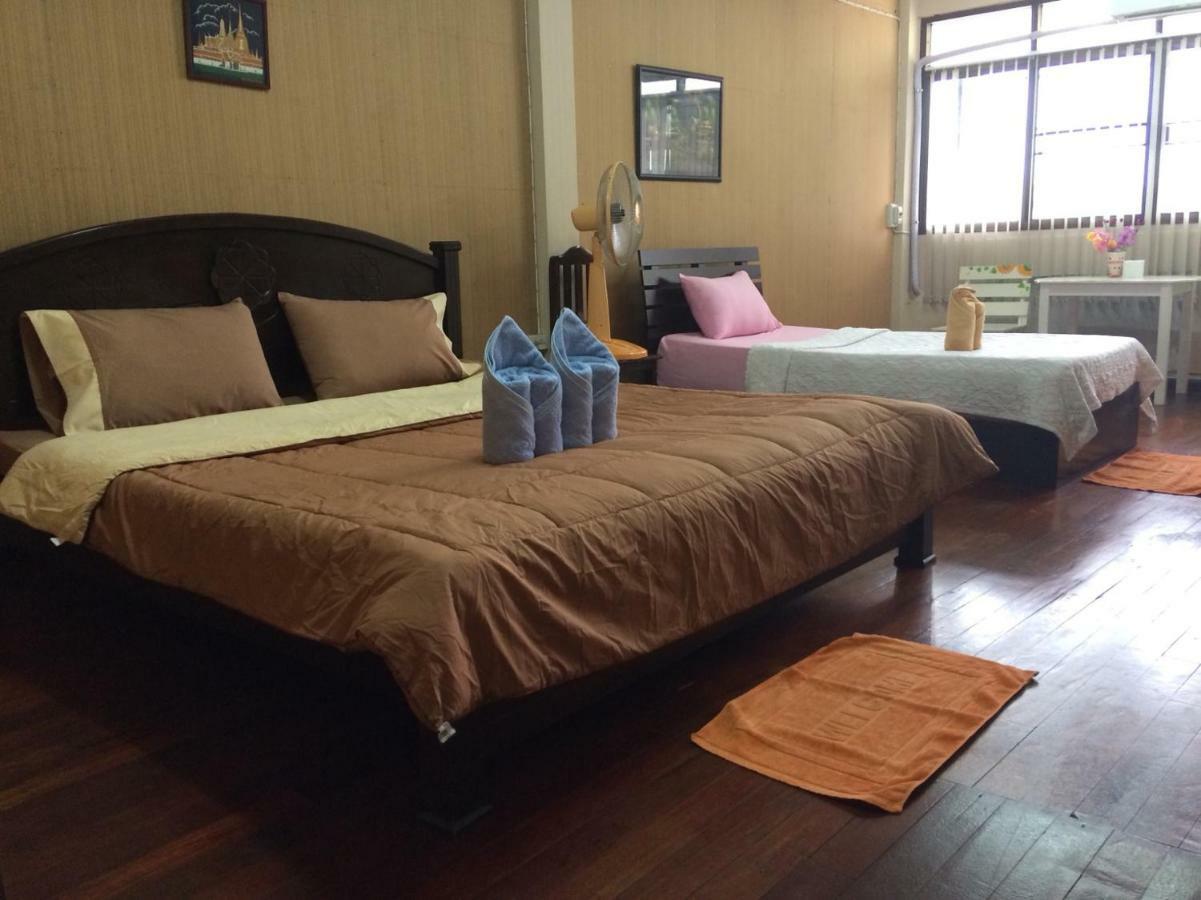 Changphuakgate Guesthouse شيانغ ماي المظهر الخارجي الصورة